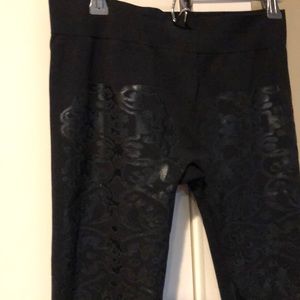 Leggings - black with detail